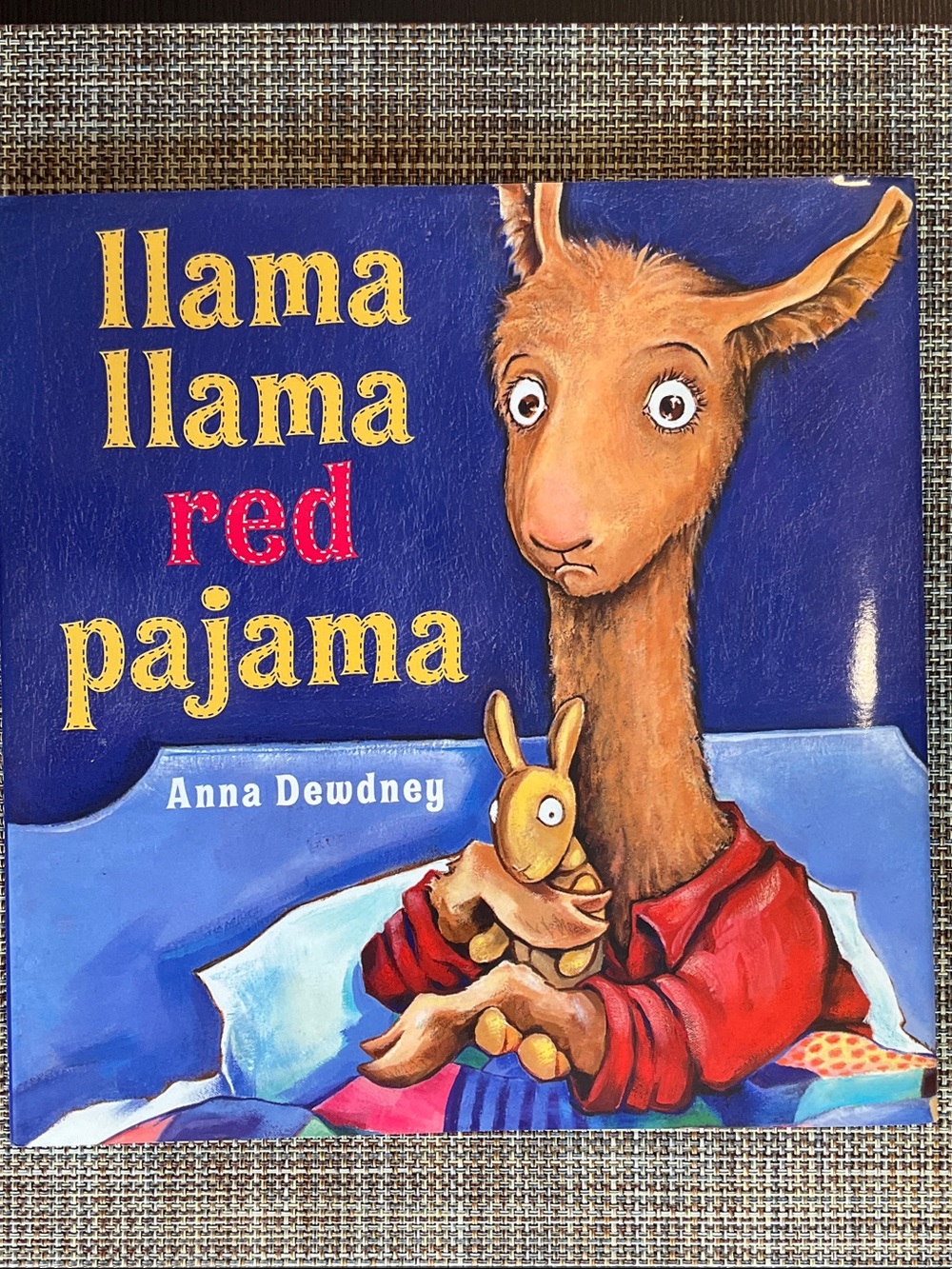 Hardcover llama llama red pajama NWT